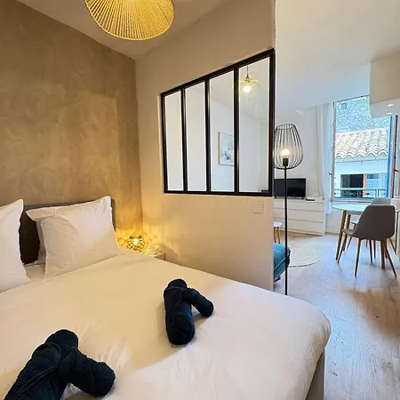 Cozy Seaside Escape By The Water Agde